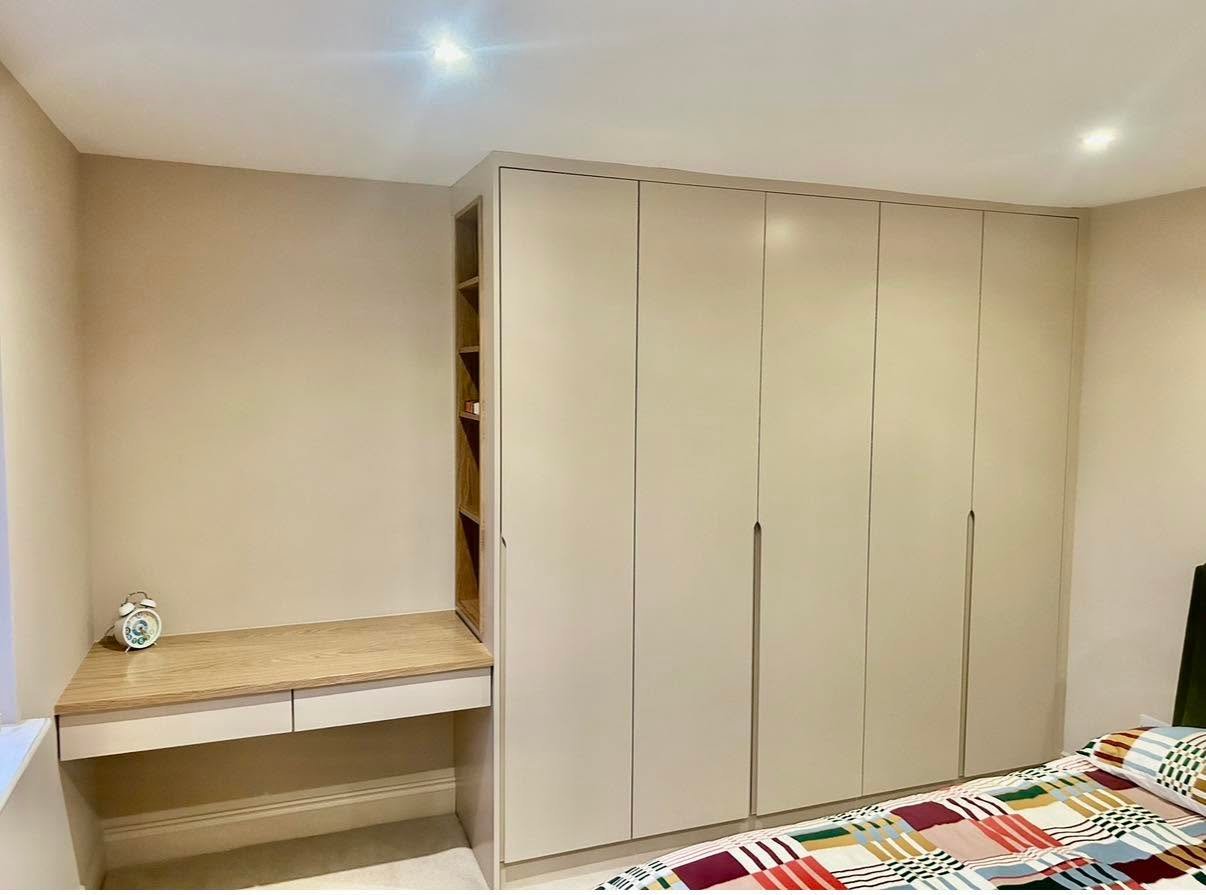 Cream Fitted Wardrobes